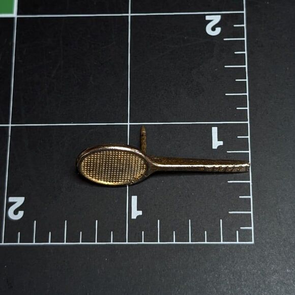 Vintage Tennis Racket Lapel Pin Hat Pin Tie Tac - Gold Tone Metal - Picture 7 of 7